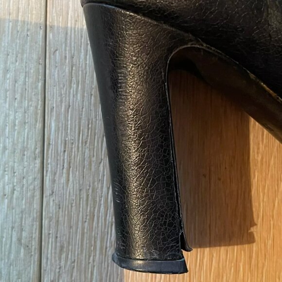 Quirky and cool Prada boots! 35 - Picture 8 of 9